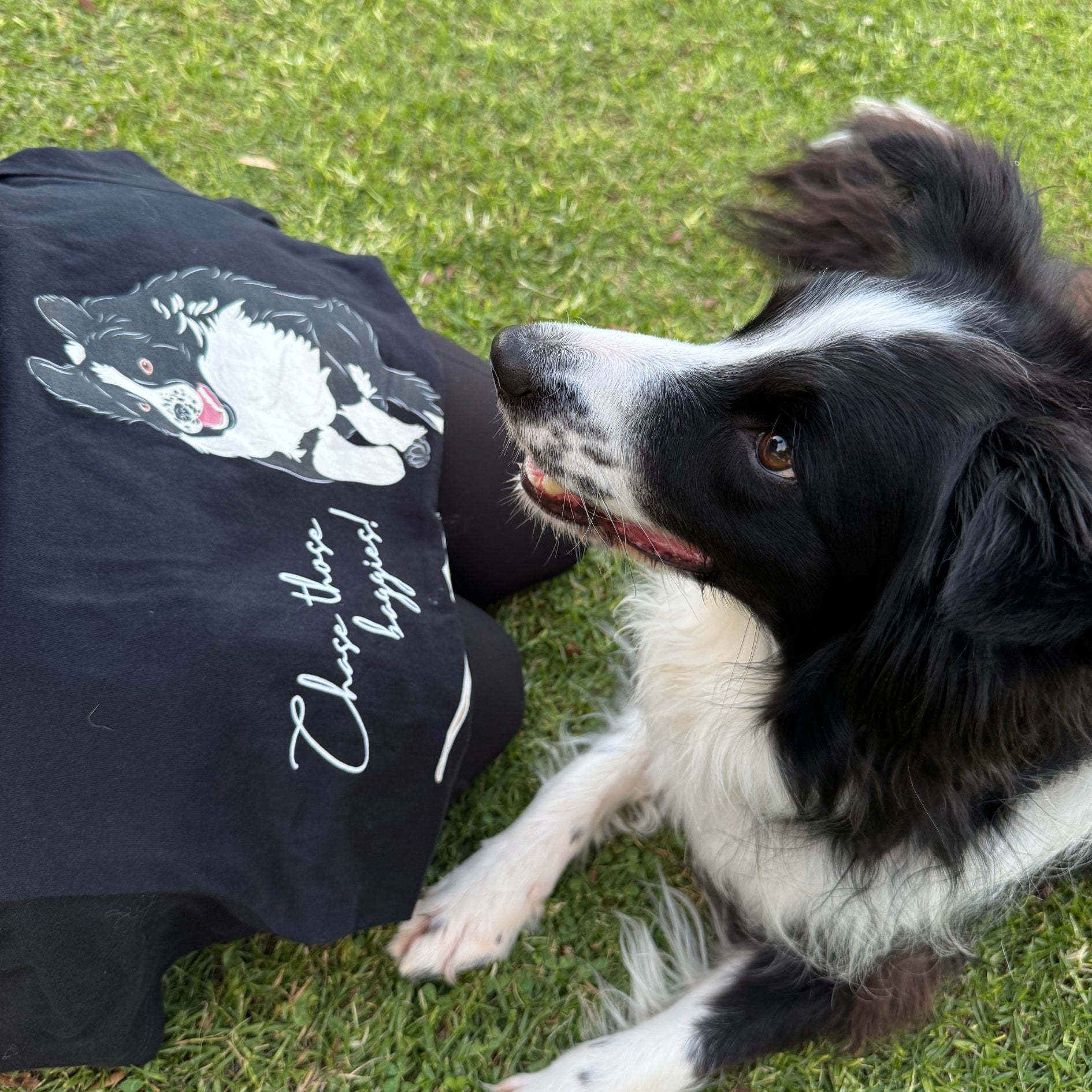 LIMITED EDITION Your Dog on a Tee – Colour Portrait Edition (Tee + digital drawing file)