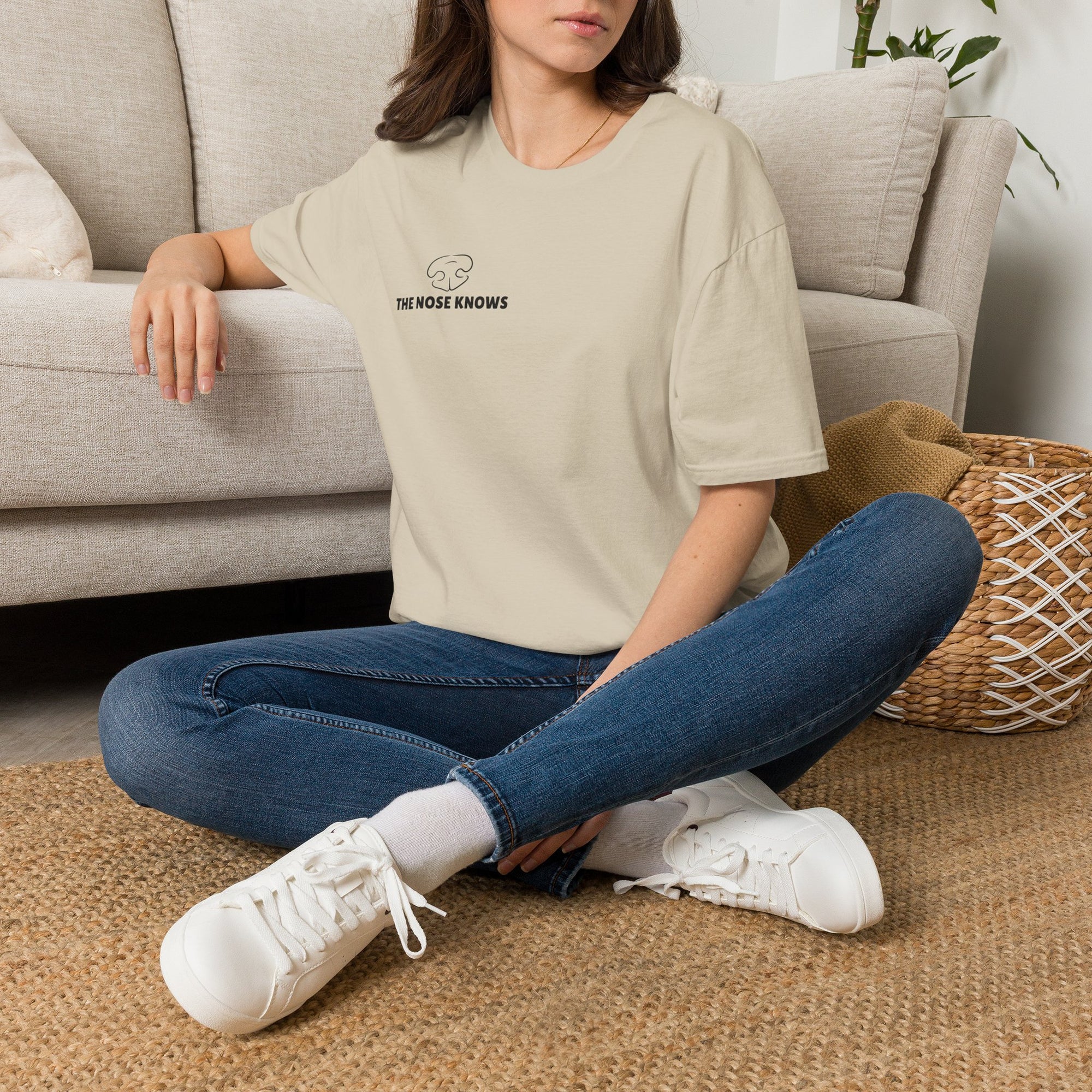 The Nose Knows Doggy Lady Special - Tee